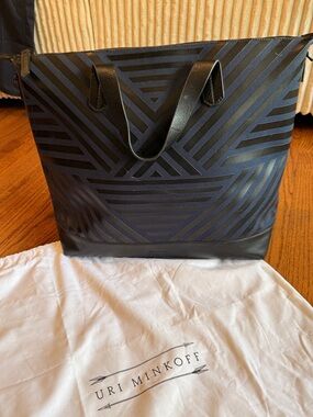 Rare! Uri Minkoff Black Geometric Stripe Weekender Tote